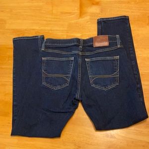 Men’s Hollister skinny jeans.